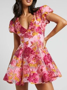 Showpo. Floral Puff-Sleeve V-Neck Mini Dress in Pink